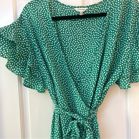 Max Studio green wrap dress - Picture 5 of 7
